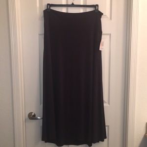 LulaRoe Maxi Skirt